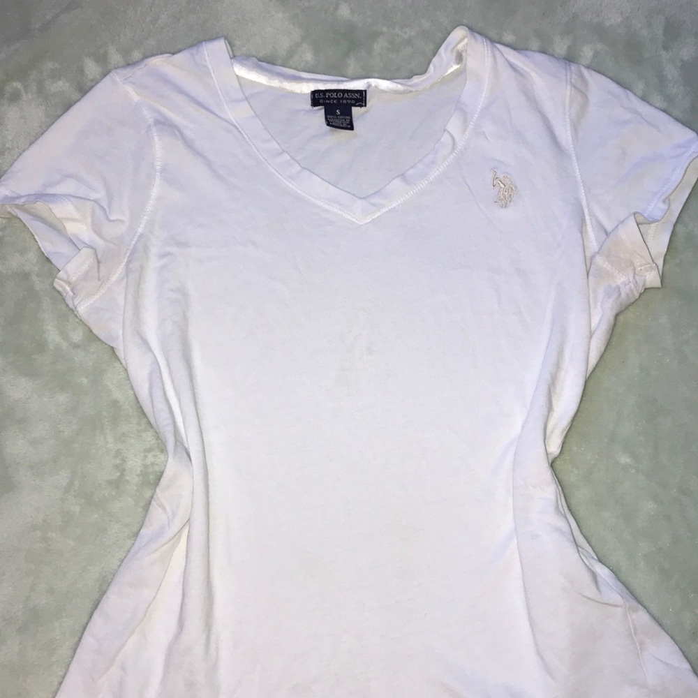 women’s white polo tee